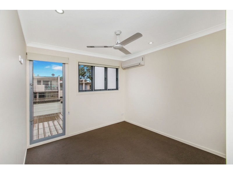 6/15 Zahel Street, Carina QLD 4152