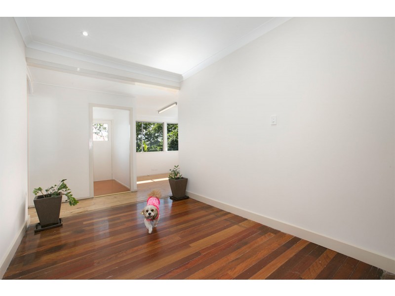 18 Hendren Street, Carina QLD 4152