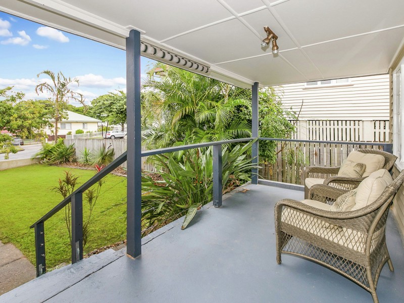 138 Broadwater Road, Mount Gravatt East QLD 4122