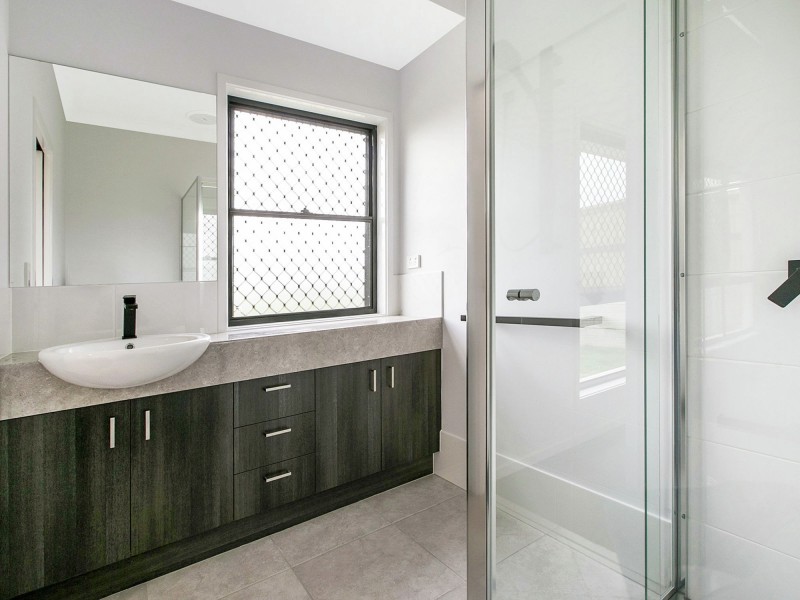 14 Panorama Place, Upper Kedron QLD 4055