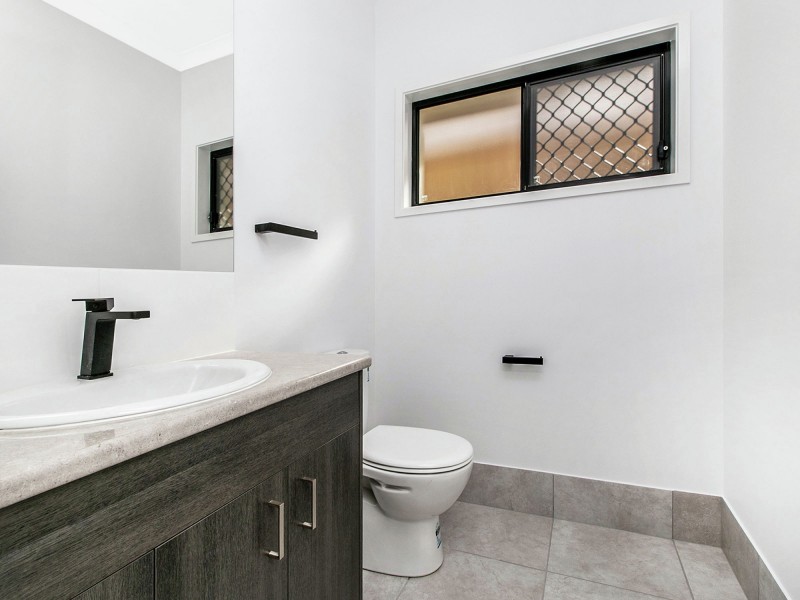 14 Panorama Place, Upper Kedron QLD 4055