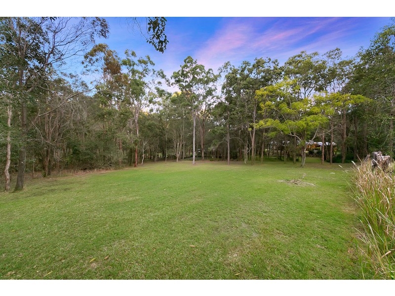 37-39 Emu Street, Sheldon QLD 4157