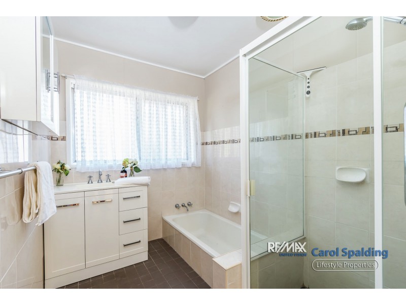 15 Rosewall Street, Upper Mount Gravatt QLD 4122