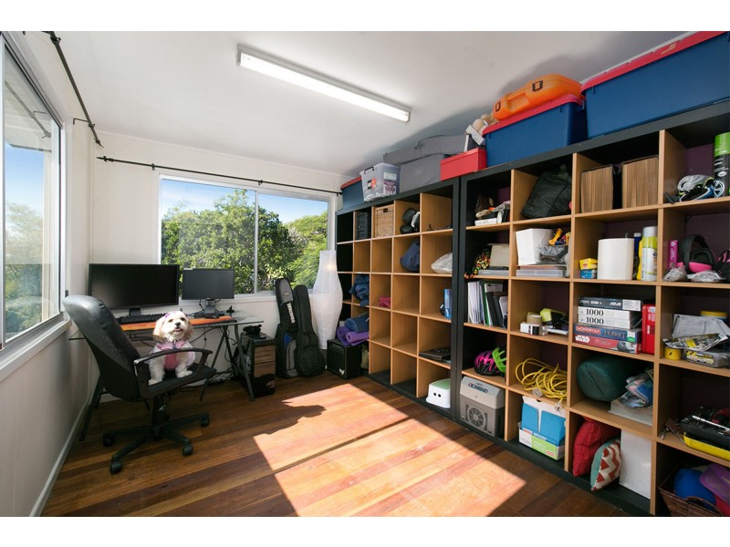 19 Clara Street, Camp Hill QLD 4152