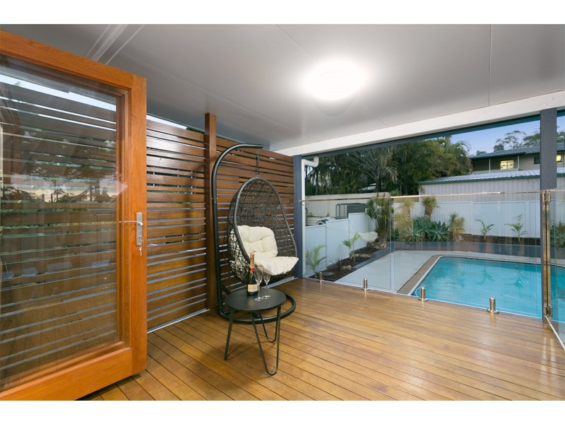 18 Crown Road, Alexandra Hills QLD 4161