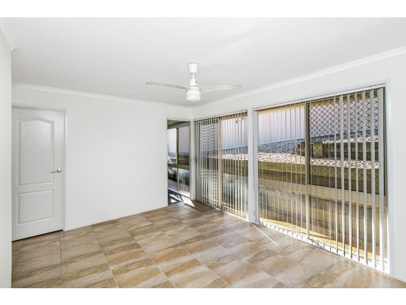 14 Eromanga Street, Carindale QLD 4152