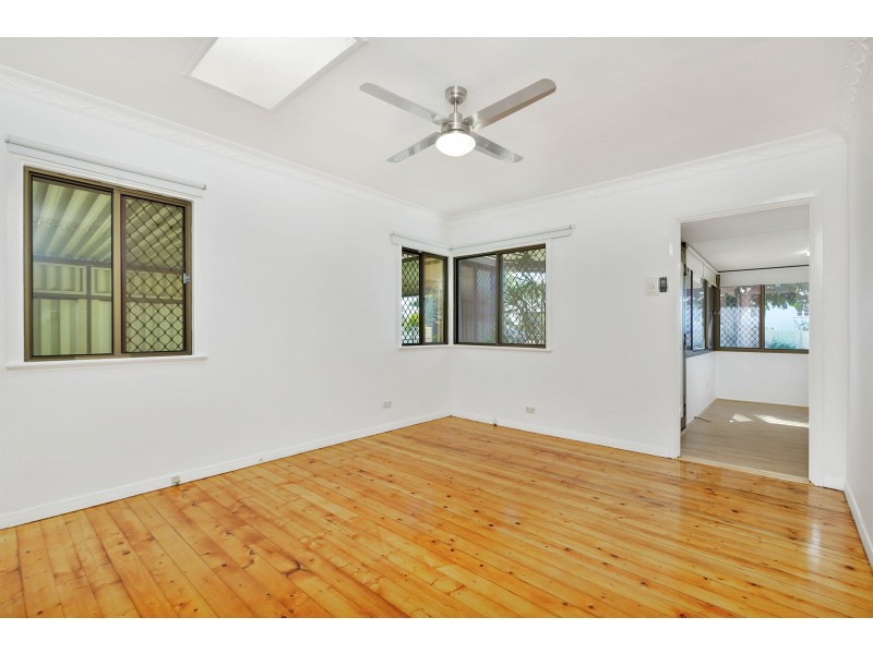 27 Swayne Street, Carina Heights QLD 4152