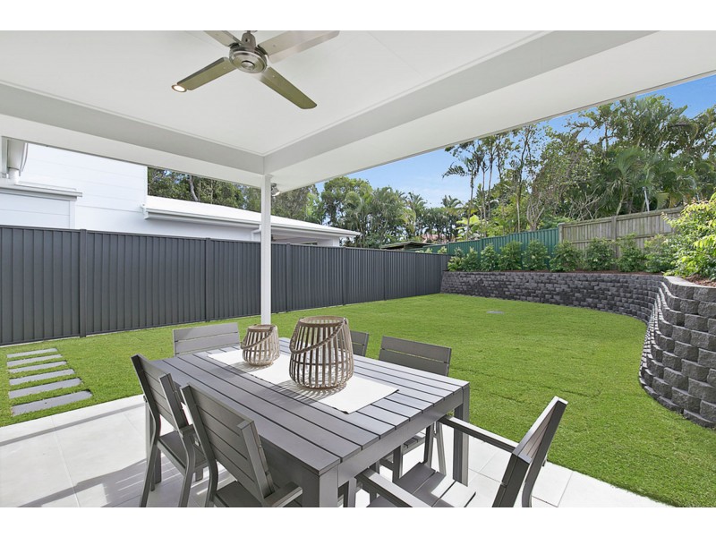 9 Rainsby Court, Carindale QLD 4152