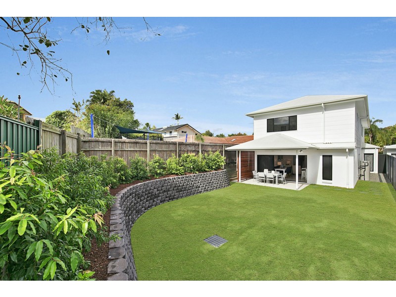 9 Rainsby Court, Carindale QLD 4152