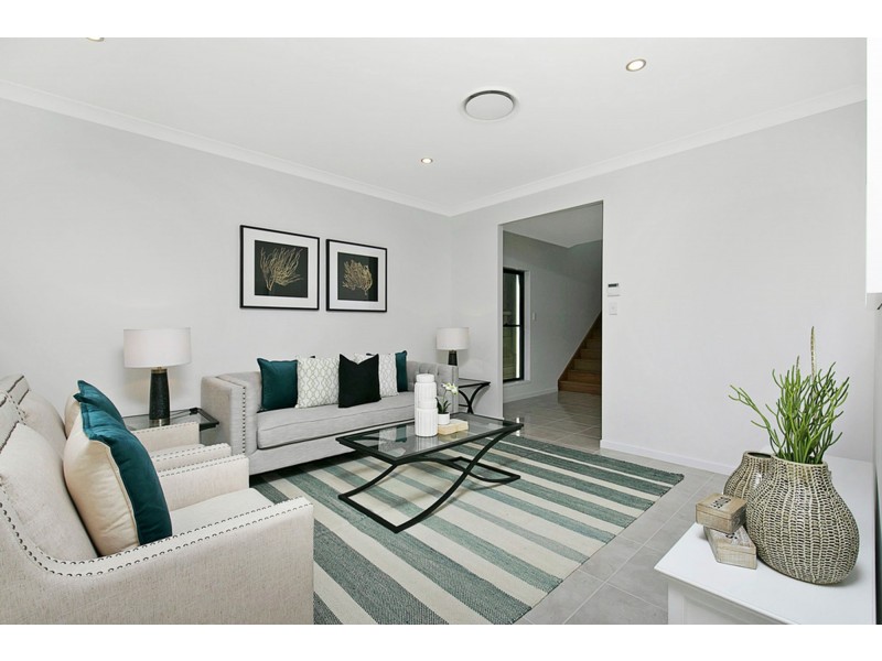 9 Rainsby Court, Carindale QLD 4152