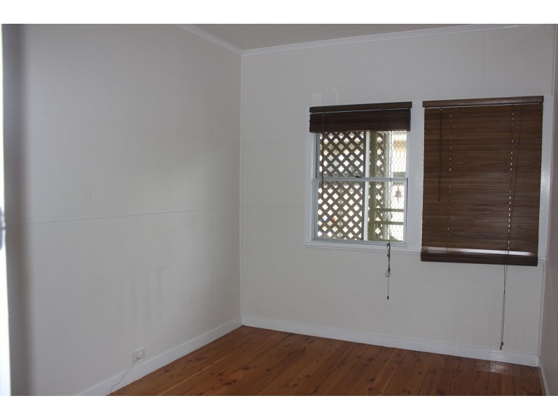 19 Malthus Street, Carina QLD 4152