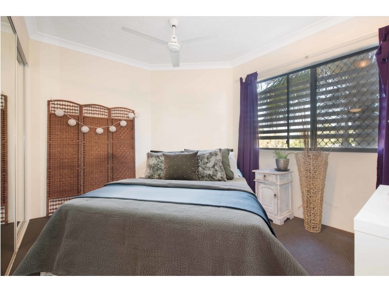 6/12 Bradford Street, Labrador QLD 4215