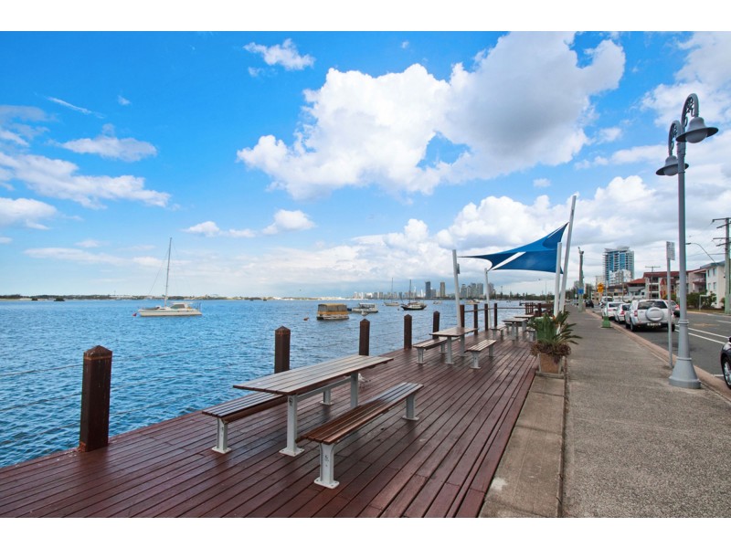 6/12 Bradford Street, Labrador QLD 4215