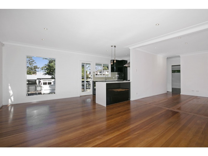 19 Acworth Street, Kenmore QLD 4069