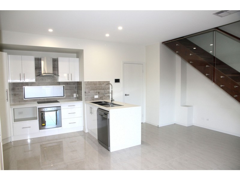 1/46 Booligal Street, Carina QLD 4152