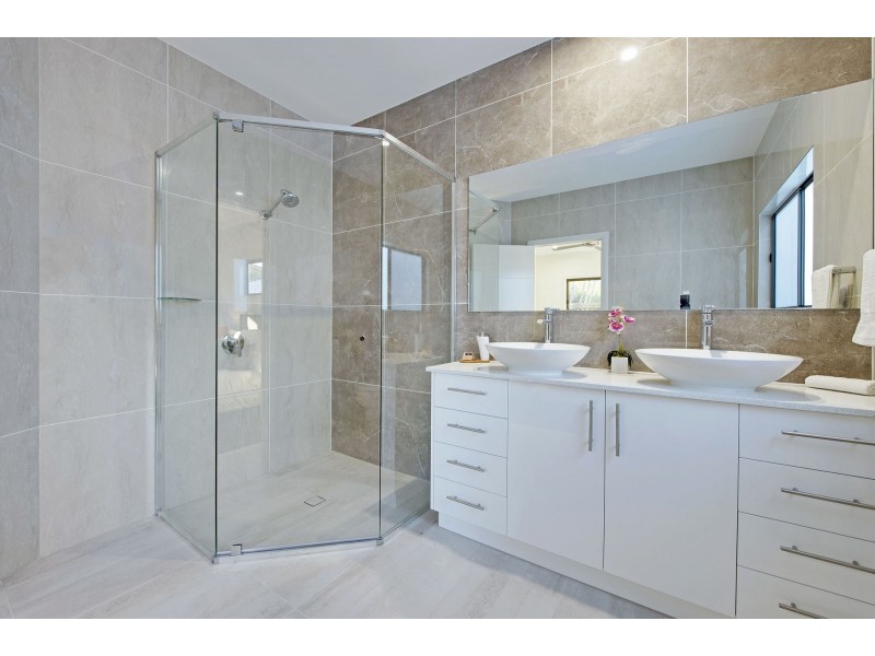 1/46 Booligal Street, Carina QLD 4152