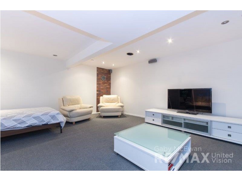 10 Chelsea Crescent, Alexandra Hills QLD 4161
