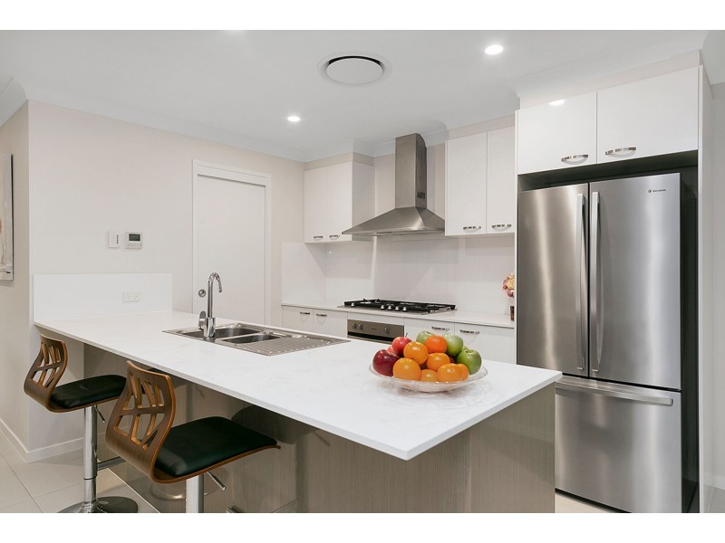 39 Parksedge Street, Upper Kedron QLD 4055