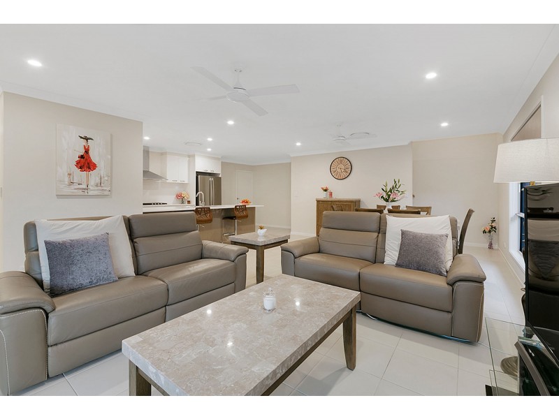 39 Parksedge Street, Upper Kedron QLD 4055