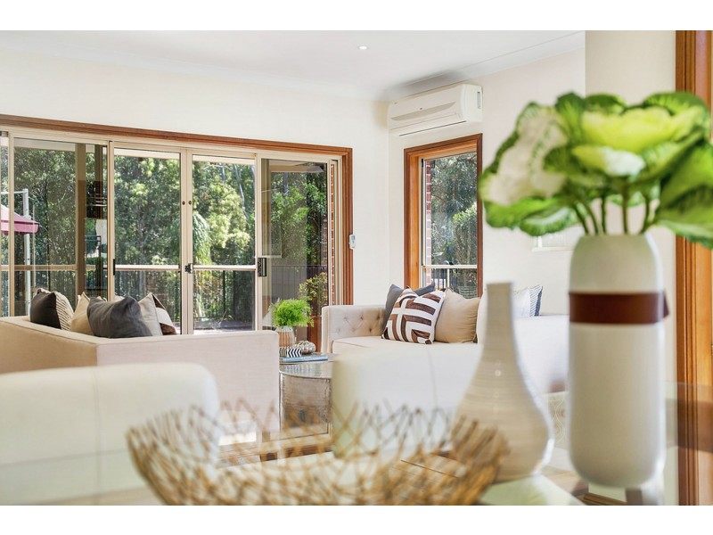 64 St Andrews Crescent, Carindale QLD 4152