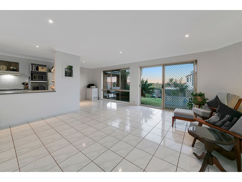 38 Chesterfield Crescent, Wellington Point QLD 4160