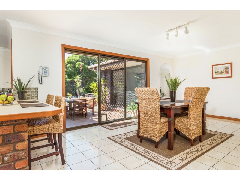 3 Crookston Court, Carindale QLD 4152