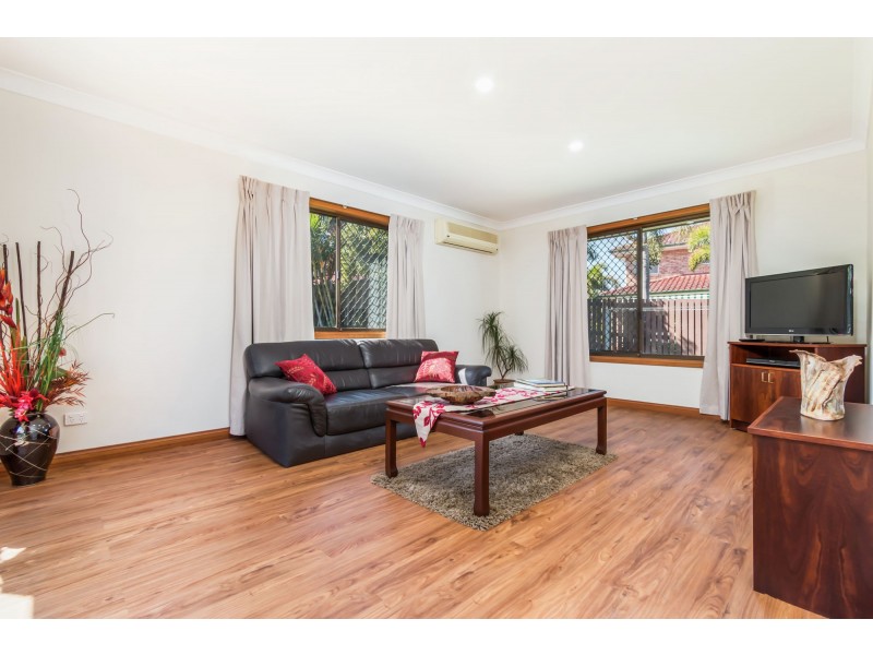 3 Crookston Court, Carindale QLD 4152