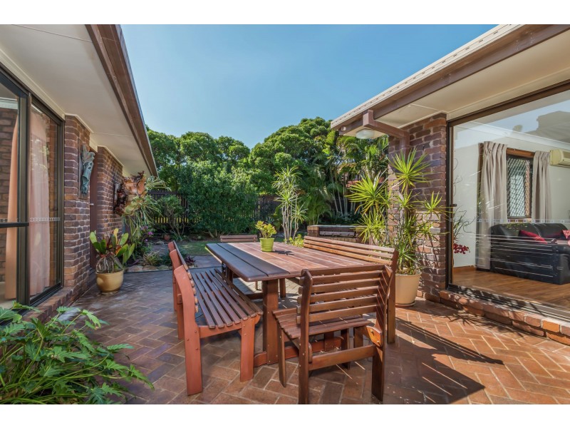 3 Crookston Court, Carindale QLD 4152