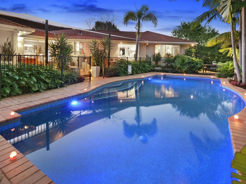 5 Briggs Court, Carindale QLD 4152