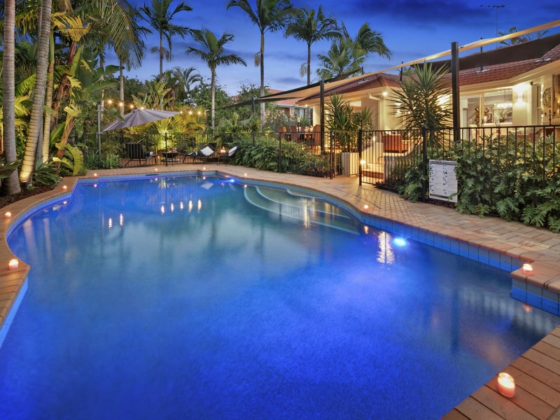 5 Briggs Court, Carindale QLD 4152