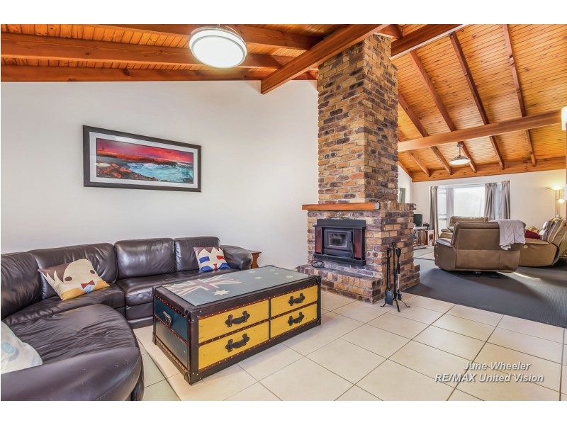 62 Donnington Street, Carindale QLD 4152