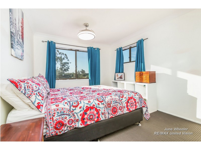 62 Donnington Street, Carindale QLD 4152