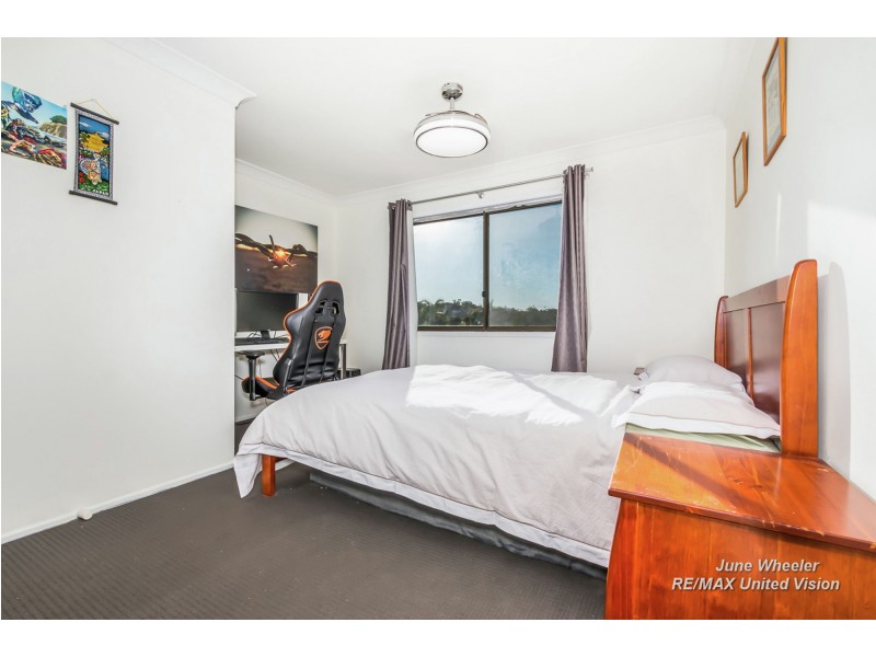 62 Donnington Street, Carindale QLD 4152