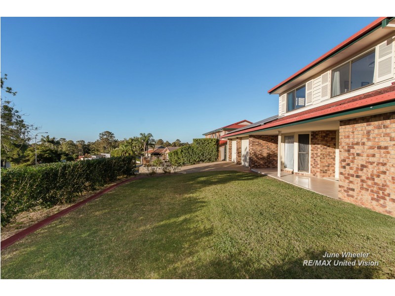 62 Donnington Street, Carindale QLD 4152