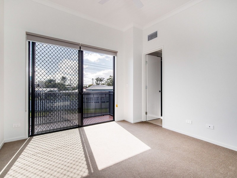 2/8 Murchison Street, Carina QLD 4152
