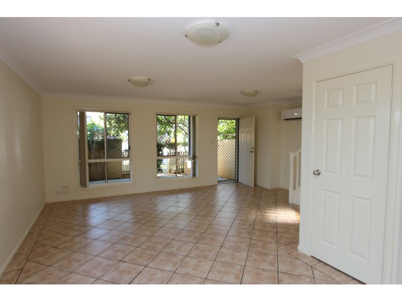 3/18 Baron Street, Greenslopes QLD 4120