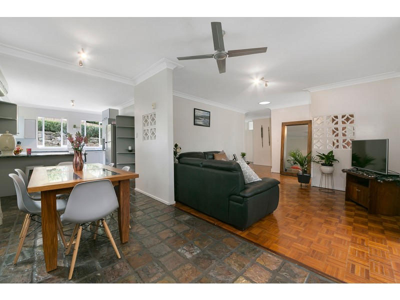 4 Gilwell Street, Carina QLD 4152