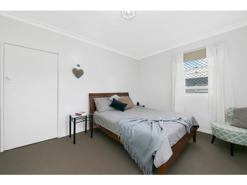 4 Gilwell Street, Carina QLD 4152