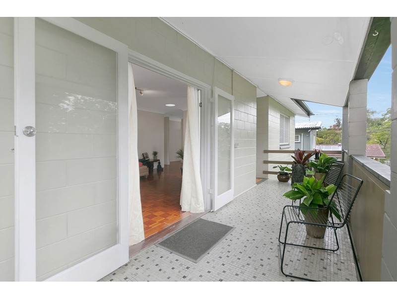 4 Gilwell Street, Carina QLD 4152