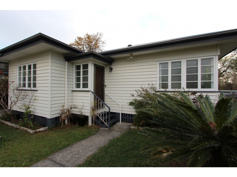 112 Dickenson Street, Carina QLD 4152