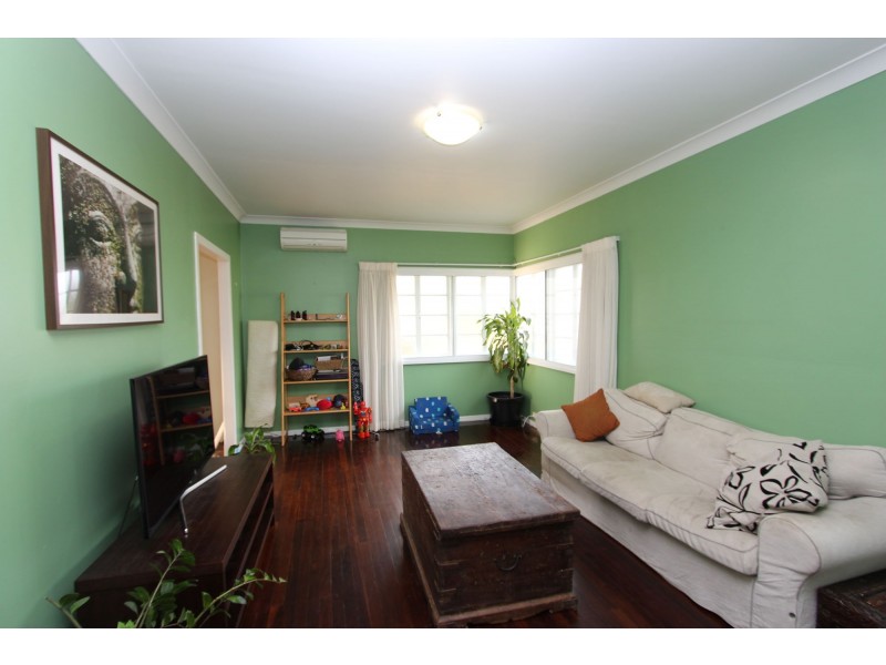 112 Dickenson Street, Carina QLD 4152