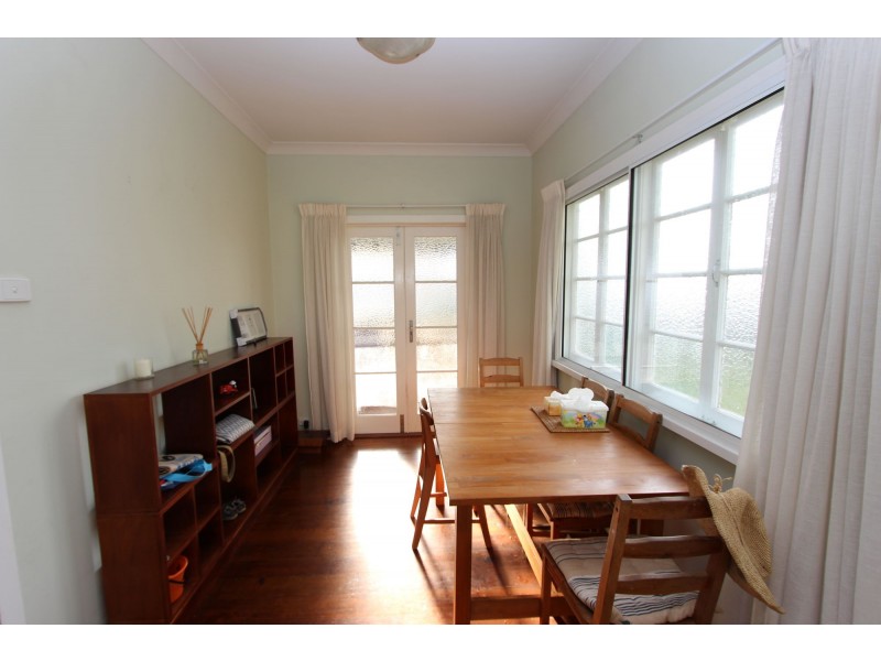 112 Dickenson Street, Carina QLD 4152