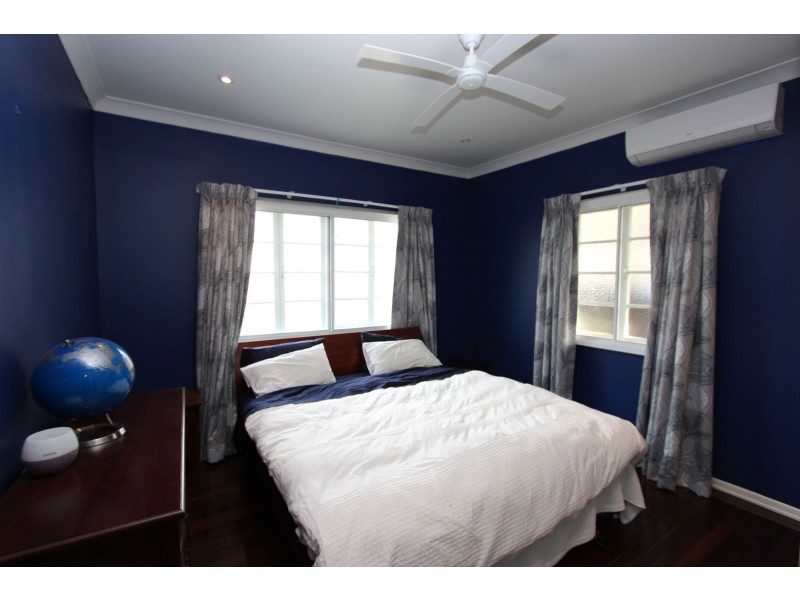 112 Dickenson Street, Carina QLD 4152