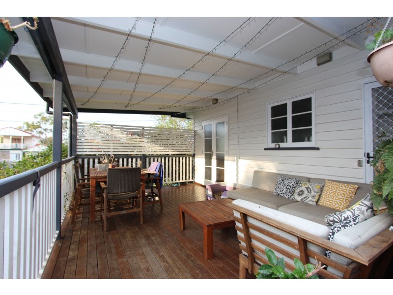 112 Dickenson Street, Carina QLD 4152