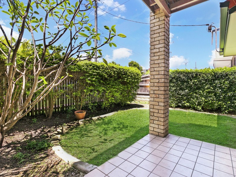 2/32 Adelaide Street, Carina QLD 4152