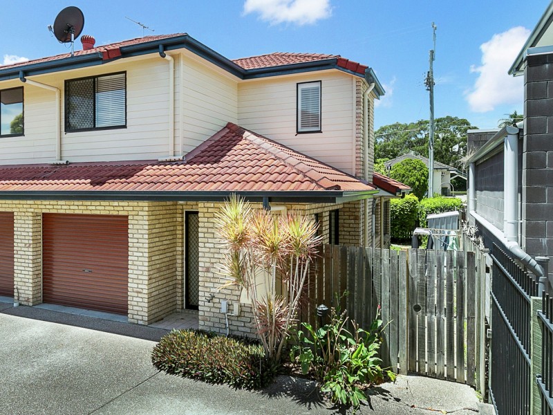 2/32 Adelaide Street, Carina QLD 4152