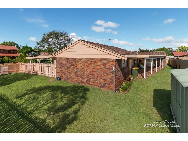 2 Rhuddlan Street, Carindale QLD 4152