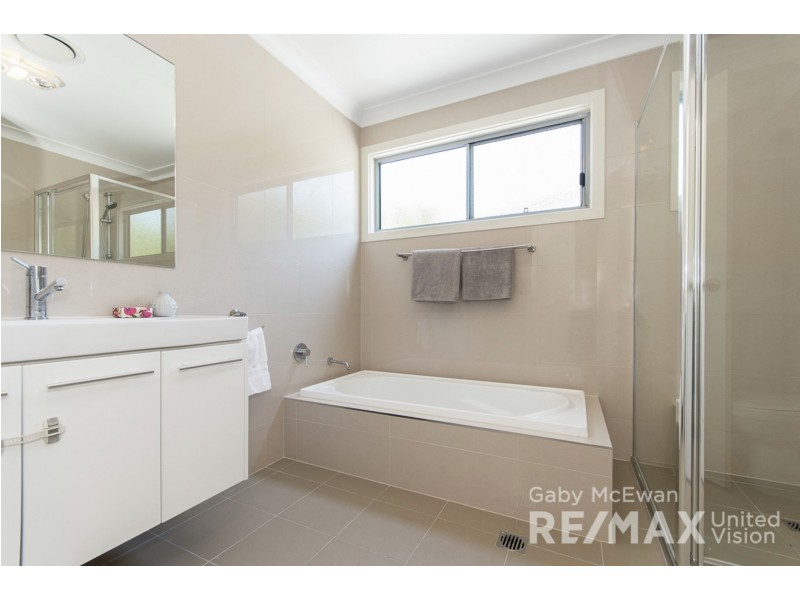 17/276 Pine Mountain Road, Carina Heights QLD 4152