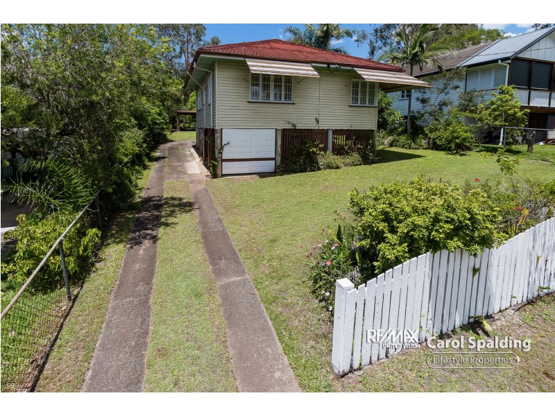 32 Capella Street, Coorparoo QLD 4151