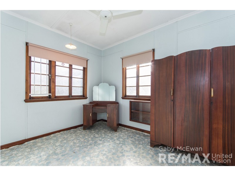 94 Adelaide Street, Carina QLD 4152